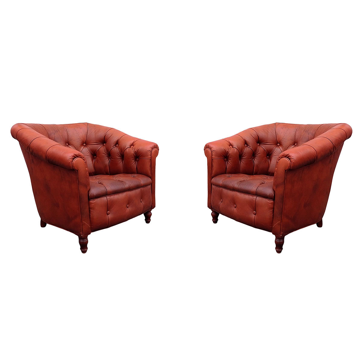 Par de sillas chesterfield. Camacho Roldan. 1940