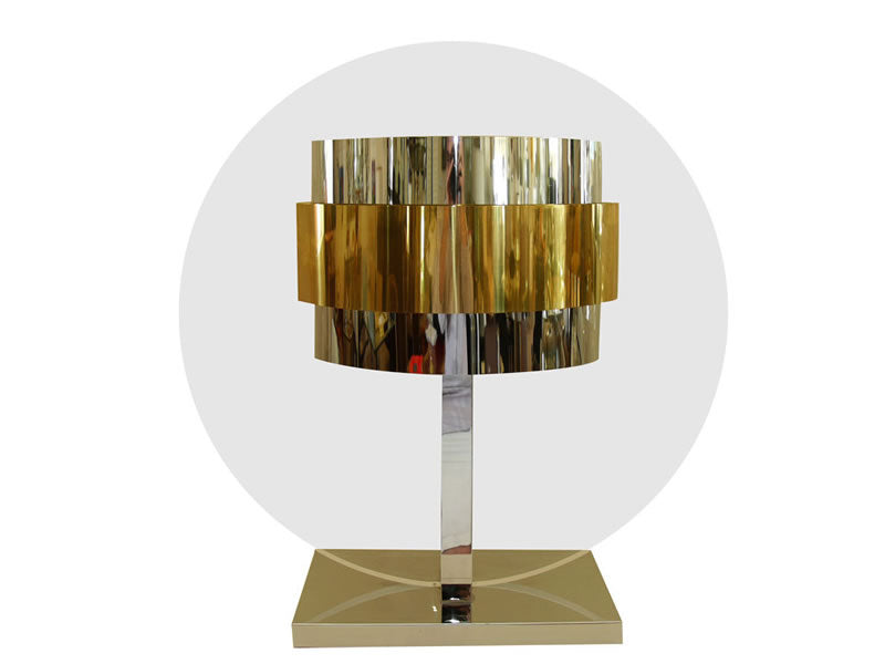 Lampara de mesa francesa atribuida a Pierre Cardin. 1980