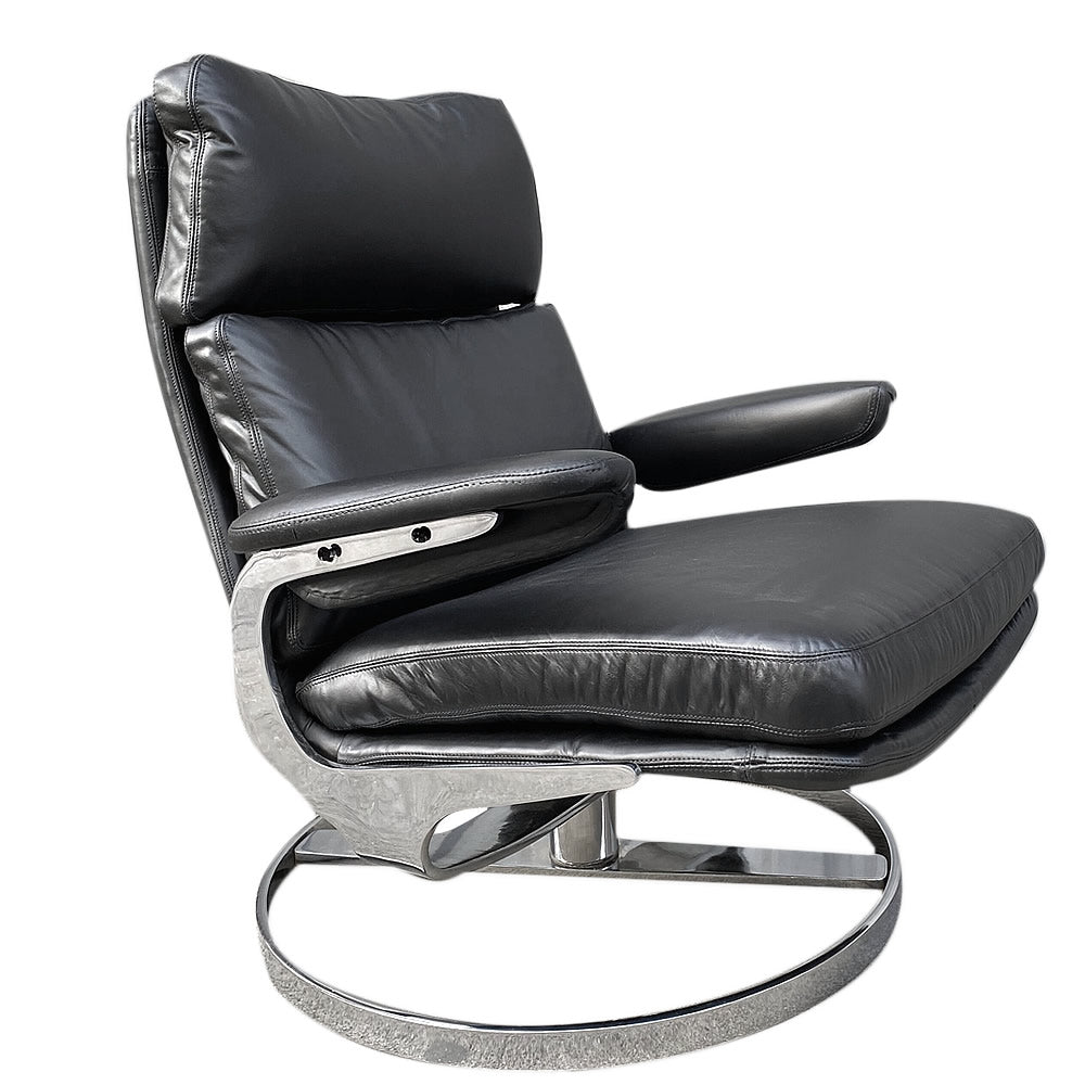 Silla en cromo y cuero. Rafael Reyes Nieto. 1960