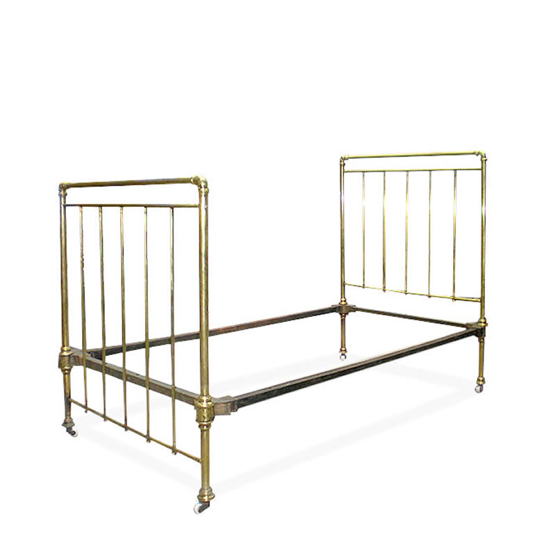 Cama en bronce. S. XX