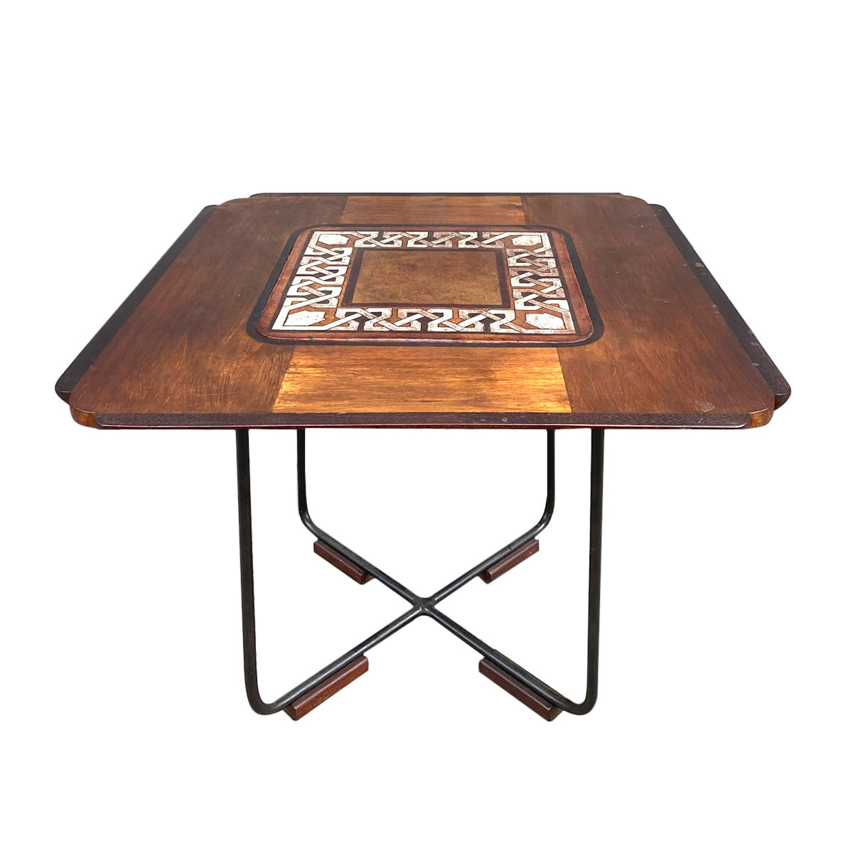 Mesa comedor o juego. Alejandro Cabo. 1979