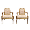 Par de sillas estilo Louis XVI